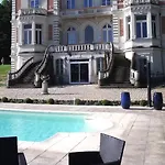 Le Chateau Des Forges Hotel 3*