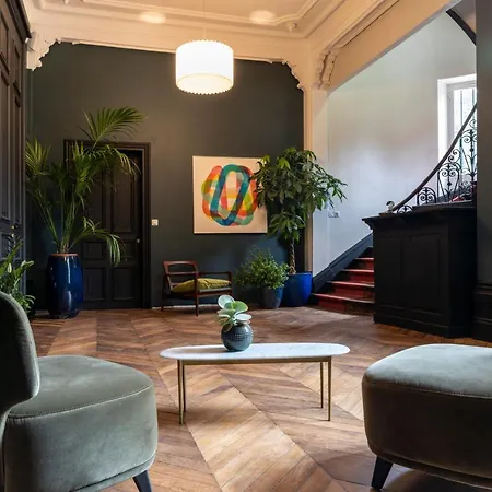 Le Chateau Des Forges Hotel