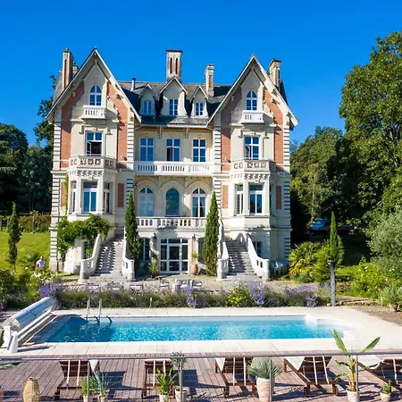 Le Chateau Des Forges Hotell Angers