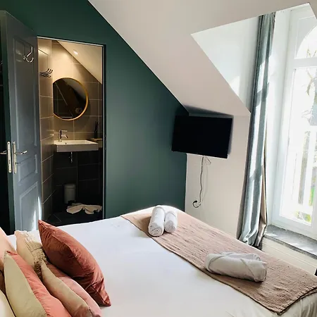 Hotel Château Des Forges Par Slow Village 2*