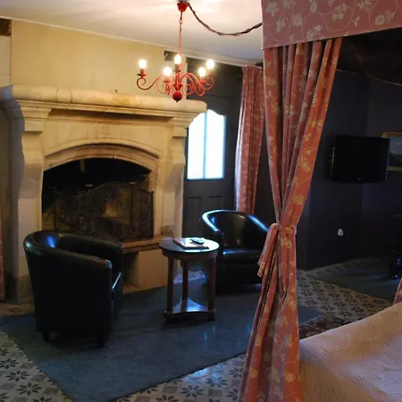 Le Chateau Des Forges 호텔