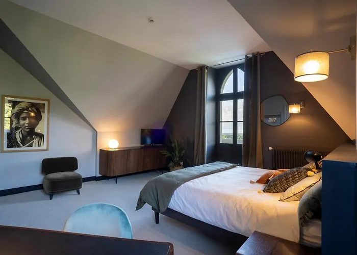 Le Chateau Des Forges 3*