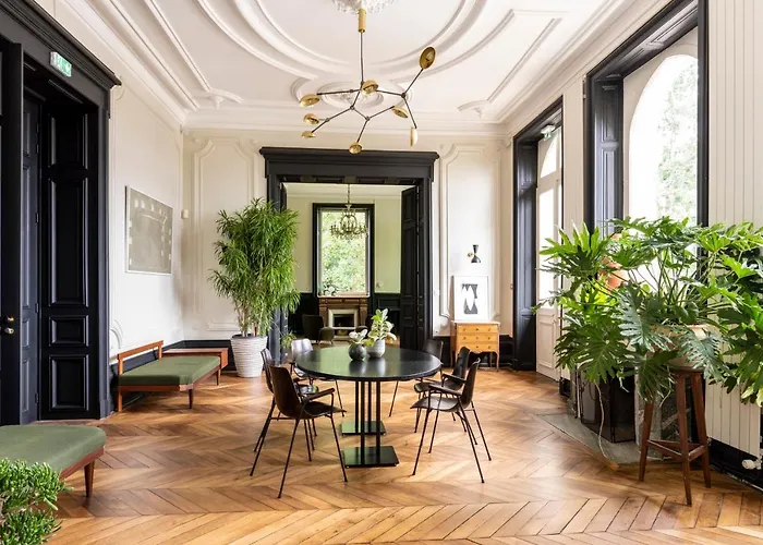 Hotell Le Chateau Des Forges 3*