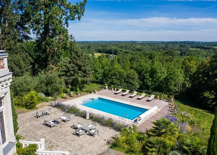 Hotell Le Chateau Des Forges 3*