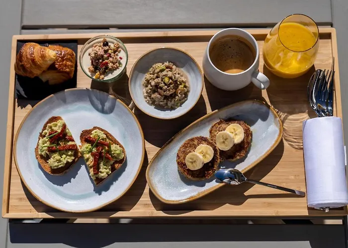 Le Chateau Des Forges Otel