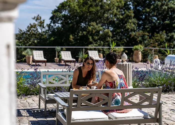 Le Chateau Des Forges 3*