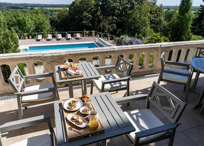 Hotell Le Chateau Des Forges