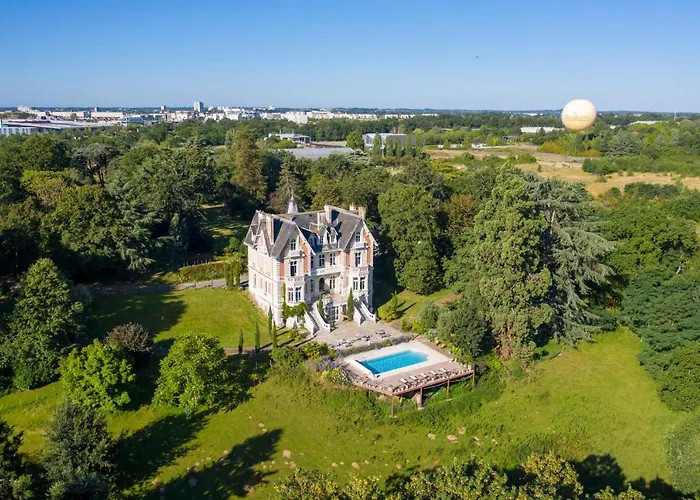 Le Chateau Des Forges 3* Angers