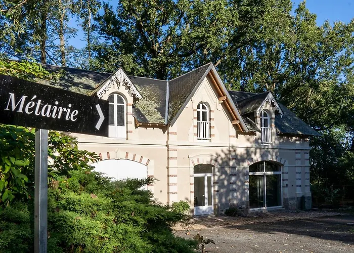 Otel Le Chateau Des Forges