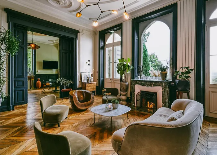 Le Chateau Des Forges 3*